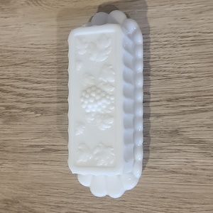 COPY - 🍃 Vtg Westmoreland butter dish grapes